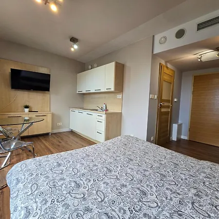 Happy Estate - Ul Krawiecka - 6th Floor * Wrocław